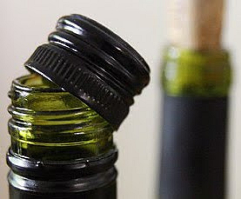 Rolha ou Screw Cap?  Qual das duas seu Vinho prefere?