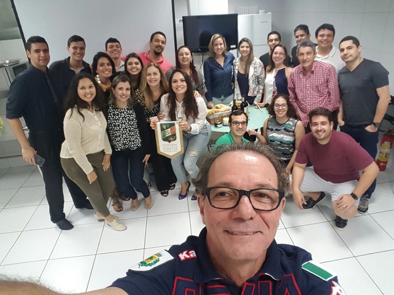 Turma aguerrida e motivada no Curso de Sommelier IWTO - 2017